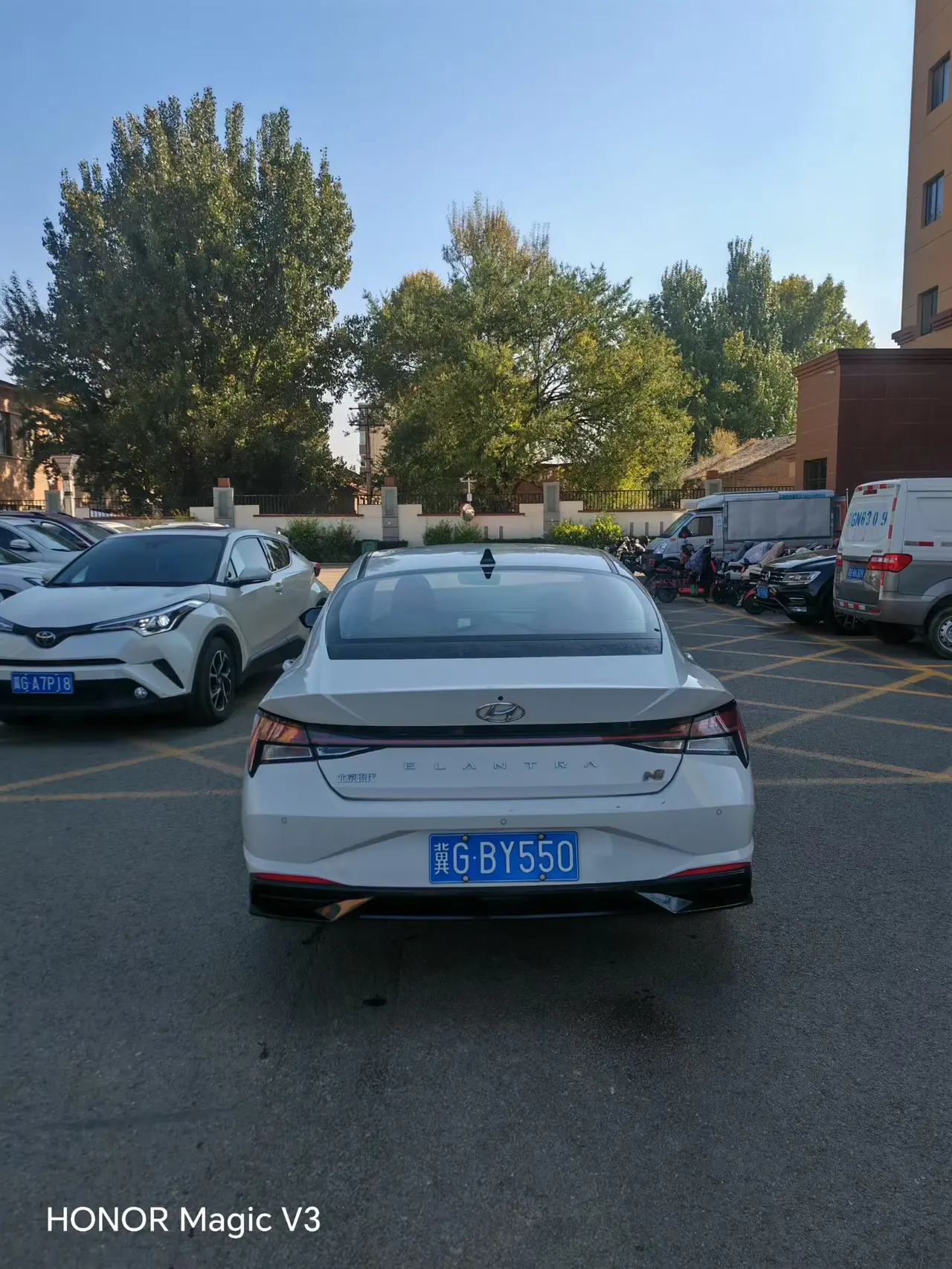 Hyundai 2021 Elantra -3-compartment 1.5 stepless LUX premium automatic gear 9