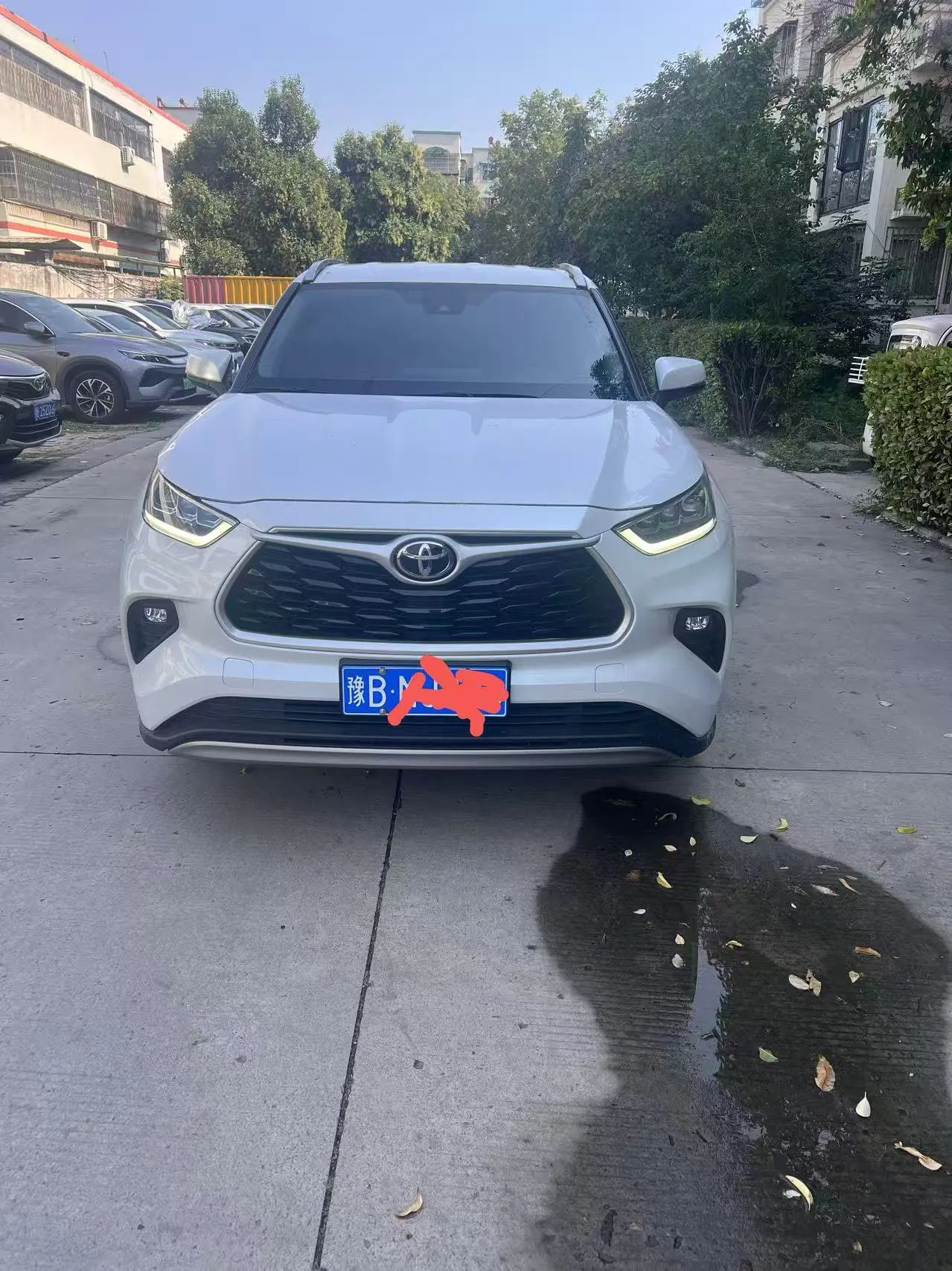 Toyota 2024 Highlander Dual Engine 2.5 Stepless Intelligent Electric Hybrid Two-Drive Elite Edition 5-seat Automatic Transmission 2