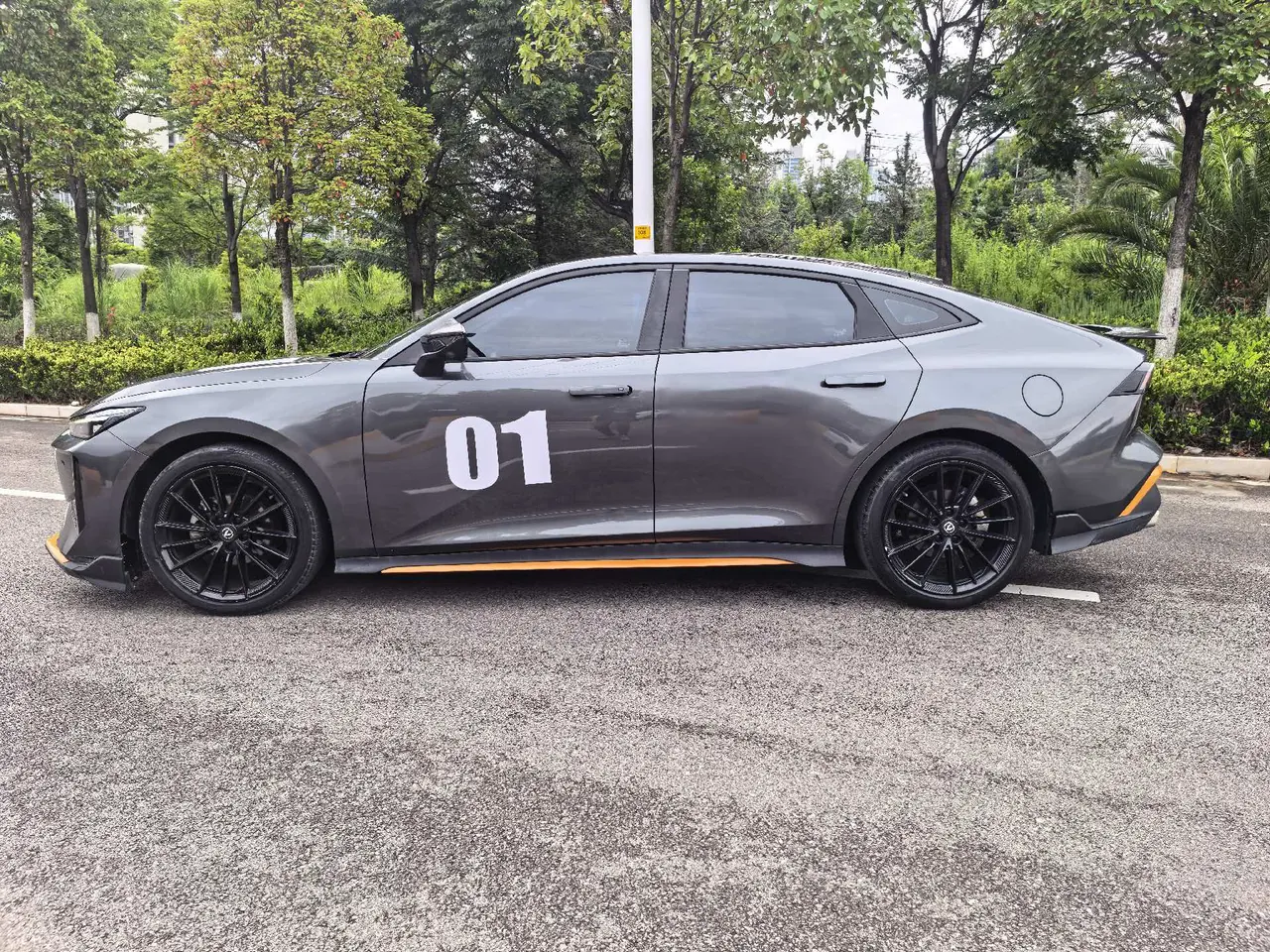ChangAn 2024 UNI-V 1.5T Distinguished Sports Automatic 9