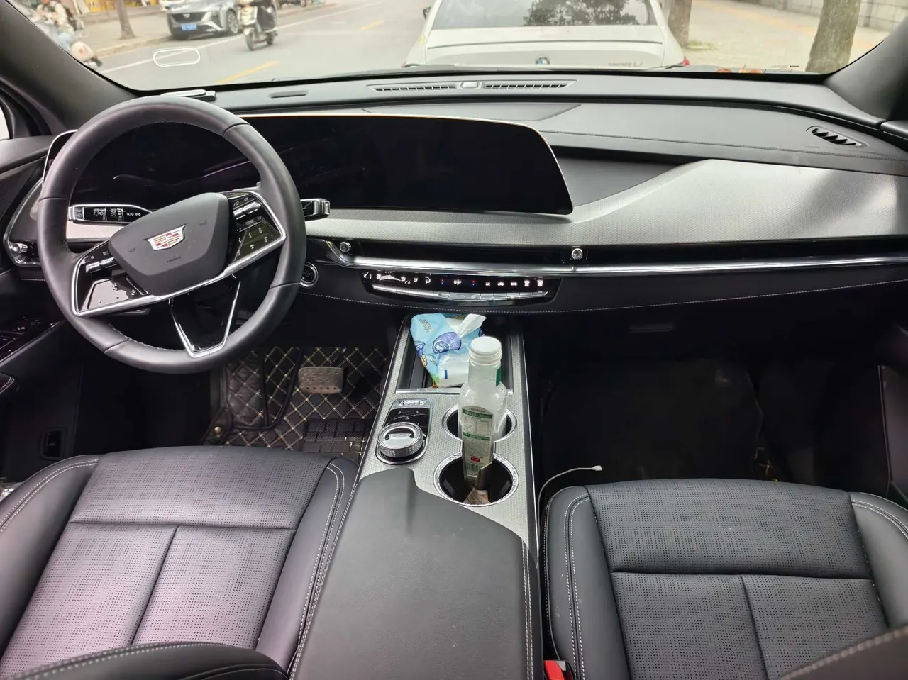Cadillac 2026 XT5 48V 2.0T honorable automatic gear 8