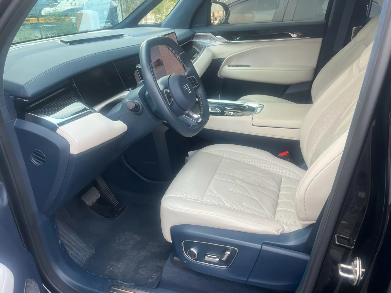 Zeekr 2024 Zeekr 009 six-seat executive version four-wheel drive 108kWh automatic gear 3