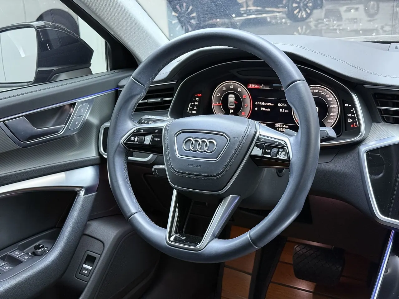 Audi 2024 A6L 2.0TFSI 40TFSI Deluxe Elegant Automatic 5