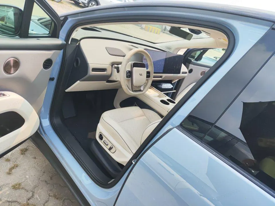 Li 2025 i8 Standard Edition Automatic Gear 3