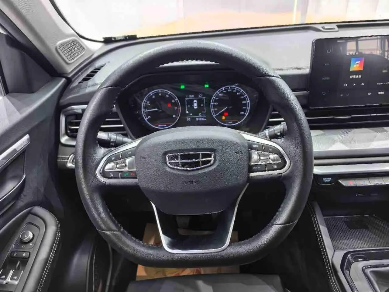 Geely Vision SUV(X6) 2021 Vision X6 Pro 1.4T Luxury Manual Gear 8