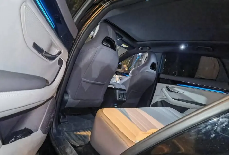 BYD Song PLUS New Energy 2025 Song PLUS DM-i 1.5 Stepless Smart Driving Edition 112KM Honorable Automatic Gear 4