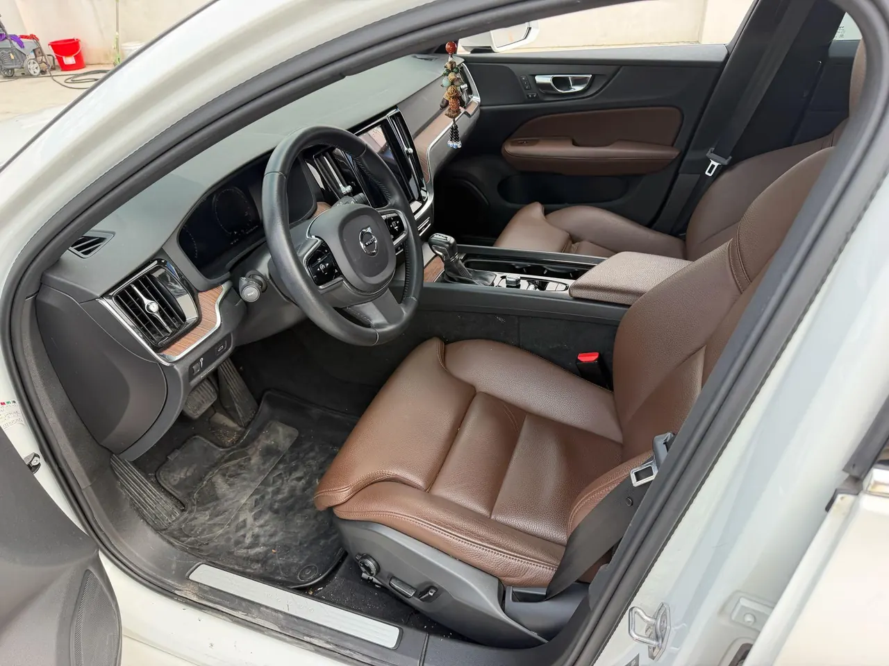 Volvo 2021 S60 2.0T T4 Zhiyuan Deluxe Edition Automatic Gear 2
