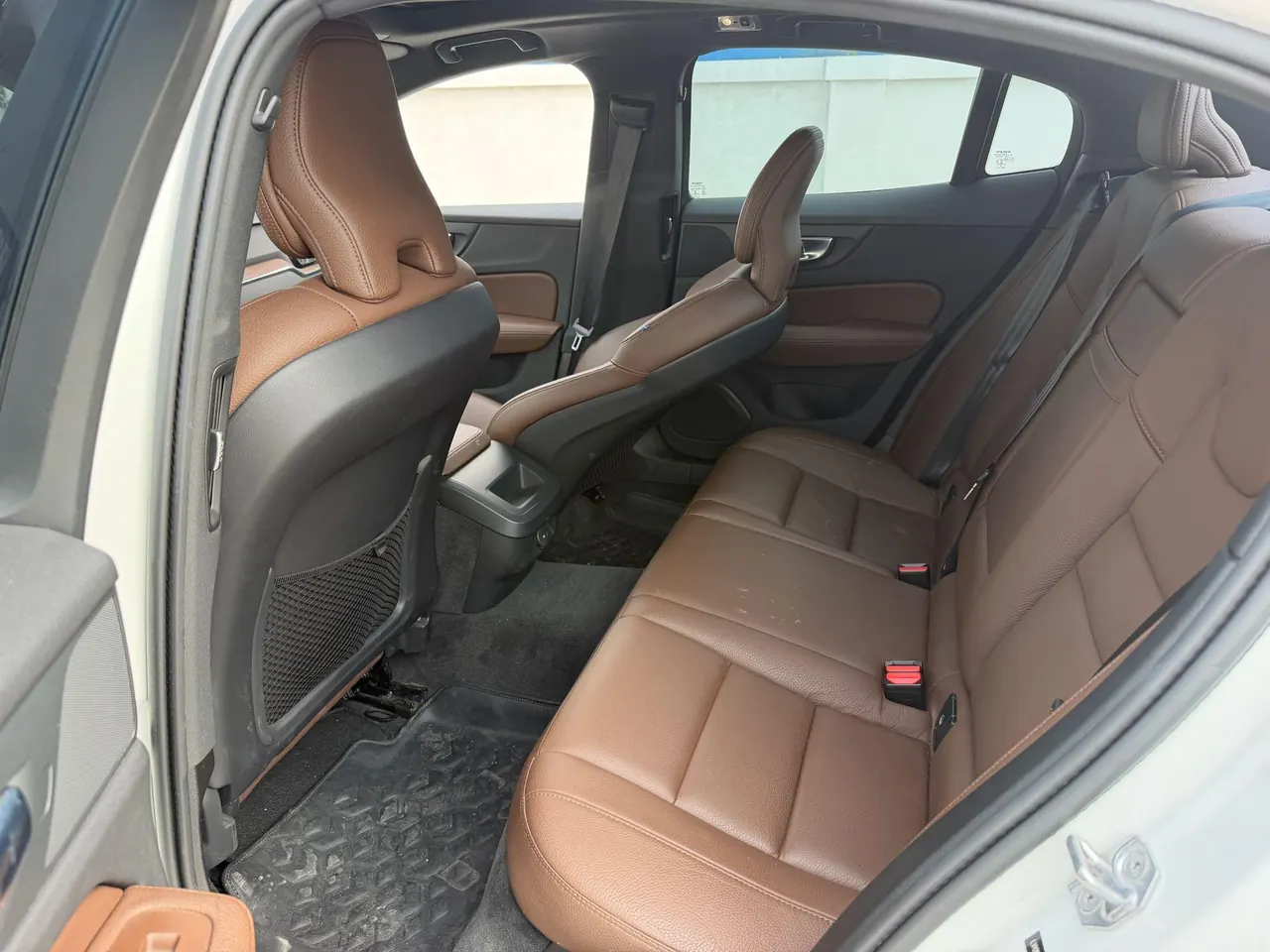 Volvo 2021 S60 2.0T T4 Zhiyuan Deluxe Edition Automatic Gear 3