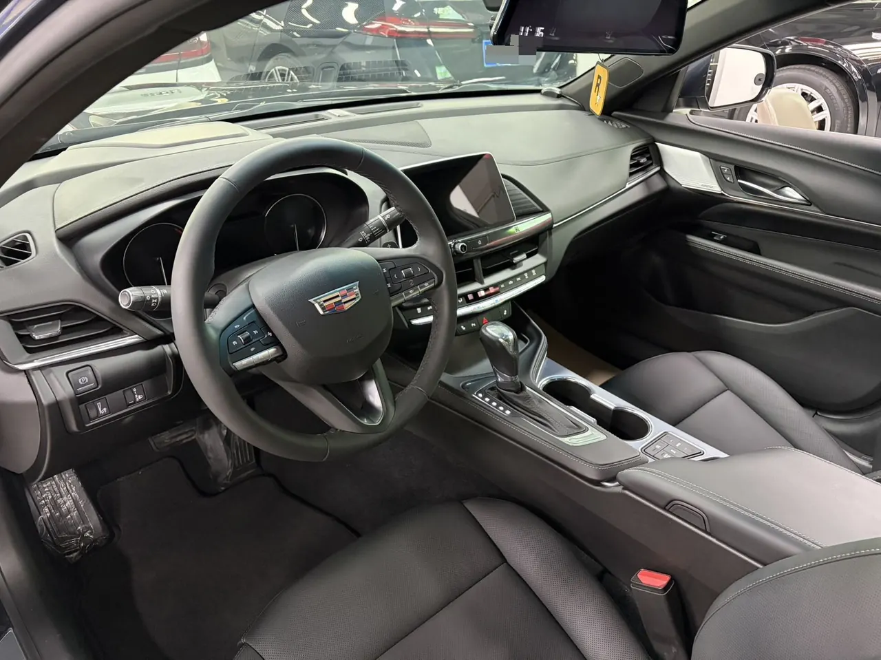 Cadillac 2021 CT4 2.0T 28T luxury automatic gear 3