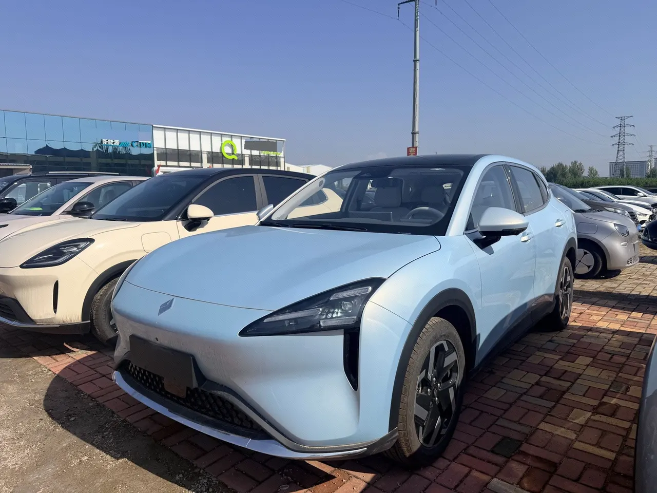 BaoJun 2026 Yunhai 500km Pure Electric Junya Edition Automatic Gear - View 1