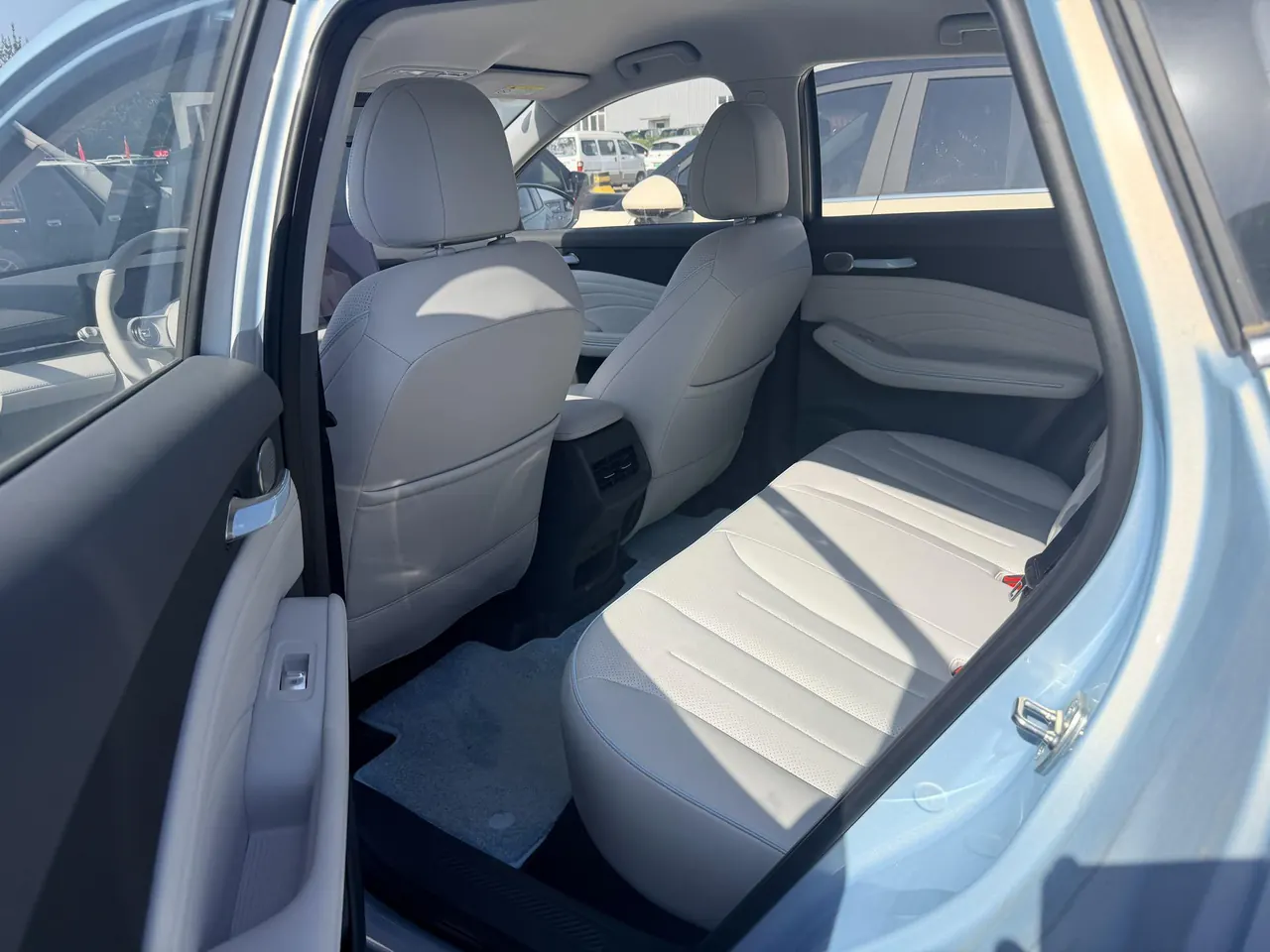 BaoJun 2026 Yunhai 500km Pure Electric Junya Edition Automatic Gear 6