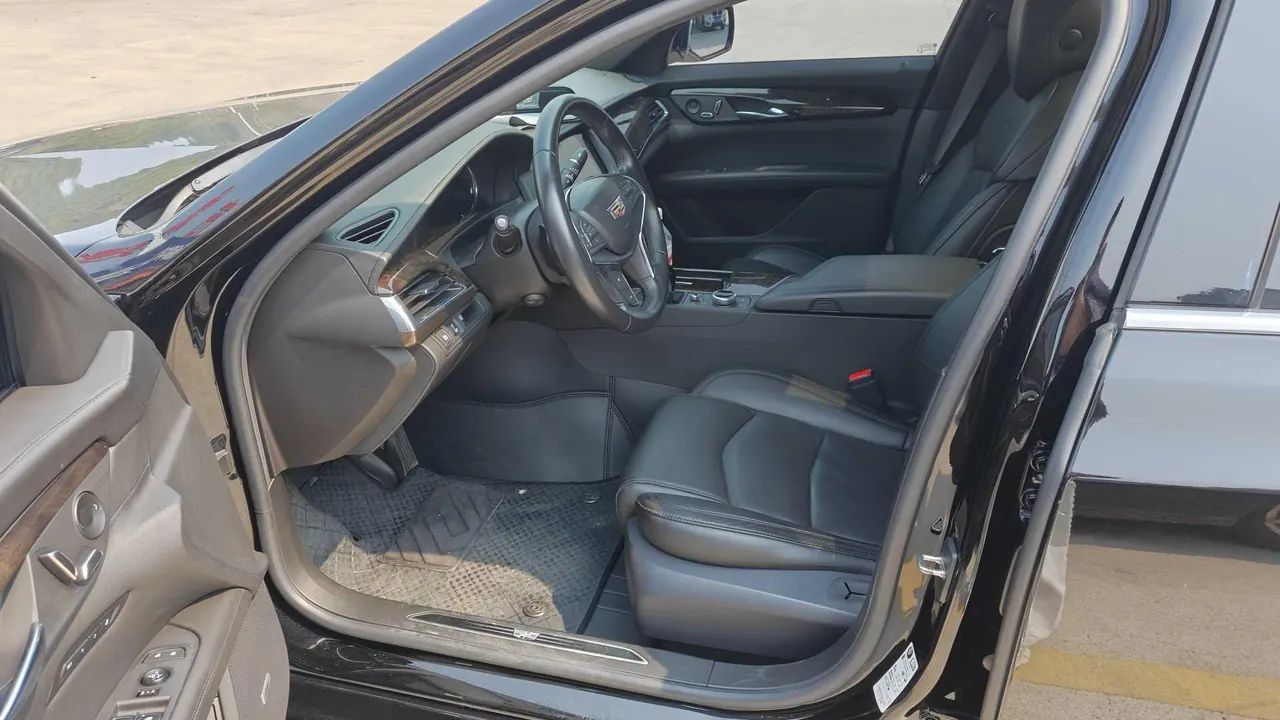 Cadillac 2022 CT6 2.0T 28T luxury automatic gear 5