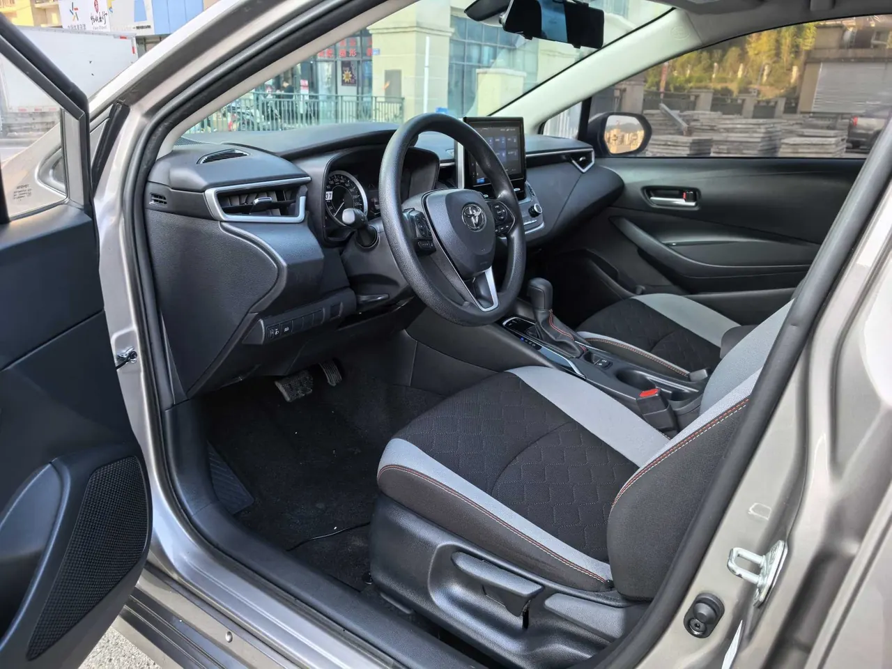 Toyota 2021 corolla 1.2T stepless elite version of automatic gear 14