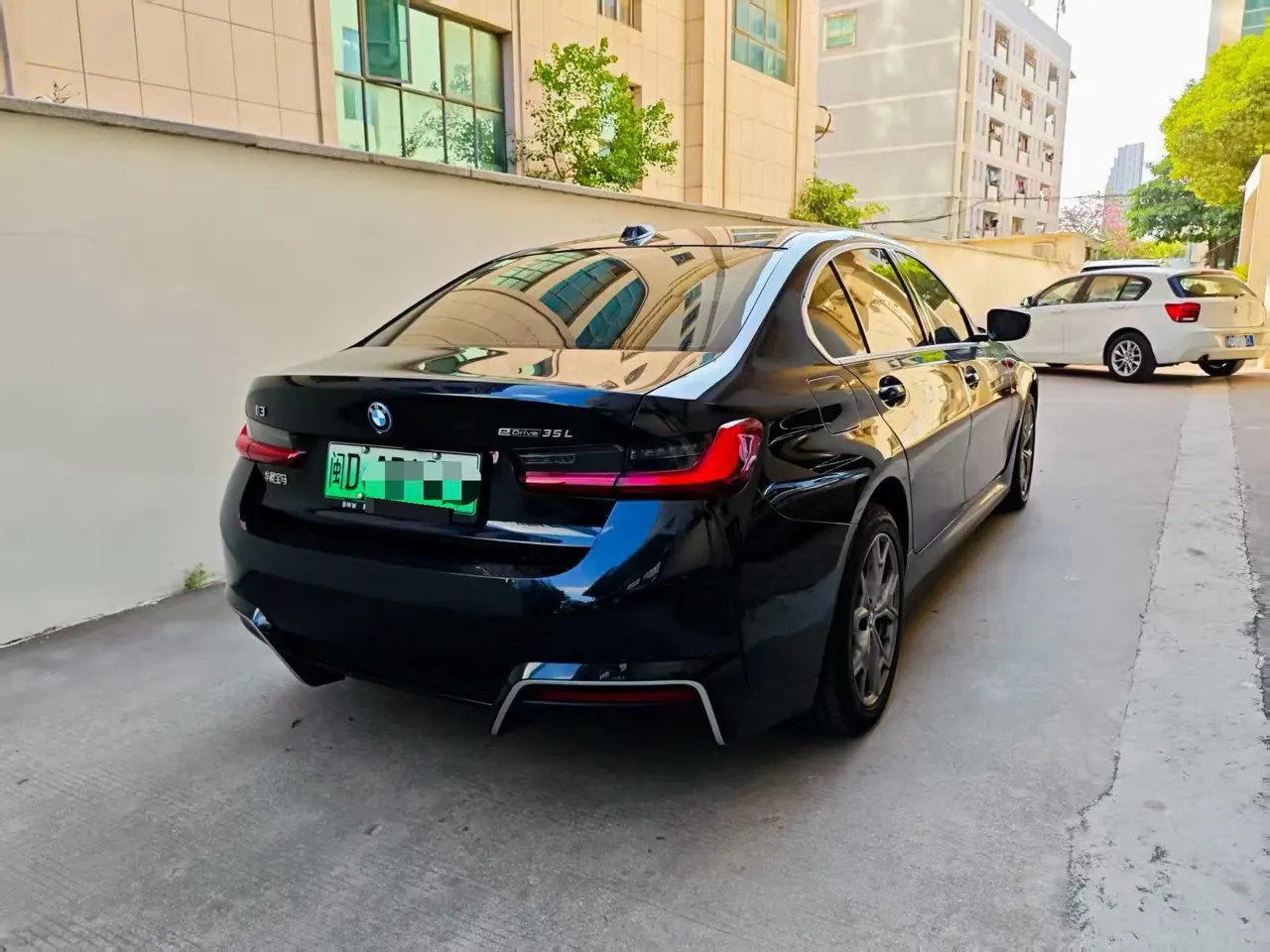 BMW 2026 i3 eDrive 35 L (modified) automatic gear 2