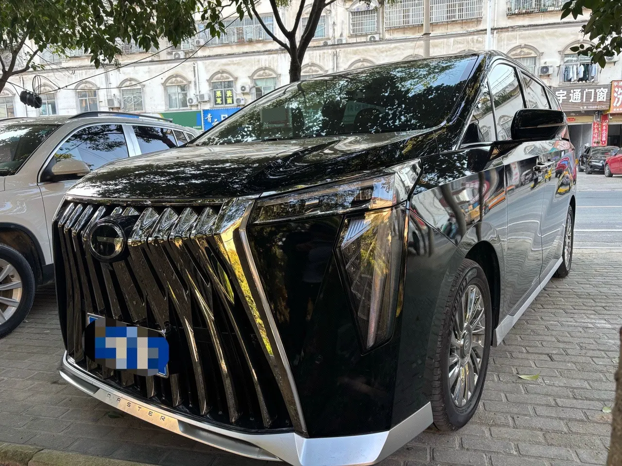 打开图片灯箱:GAC Trumpchi 2024 M8 2.0T 400T Grandmaster Series Supreme‑Grade Automatic
