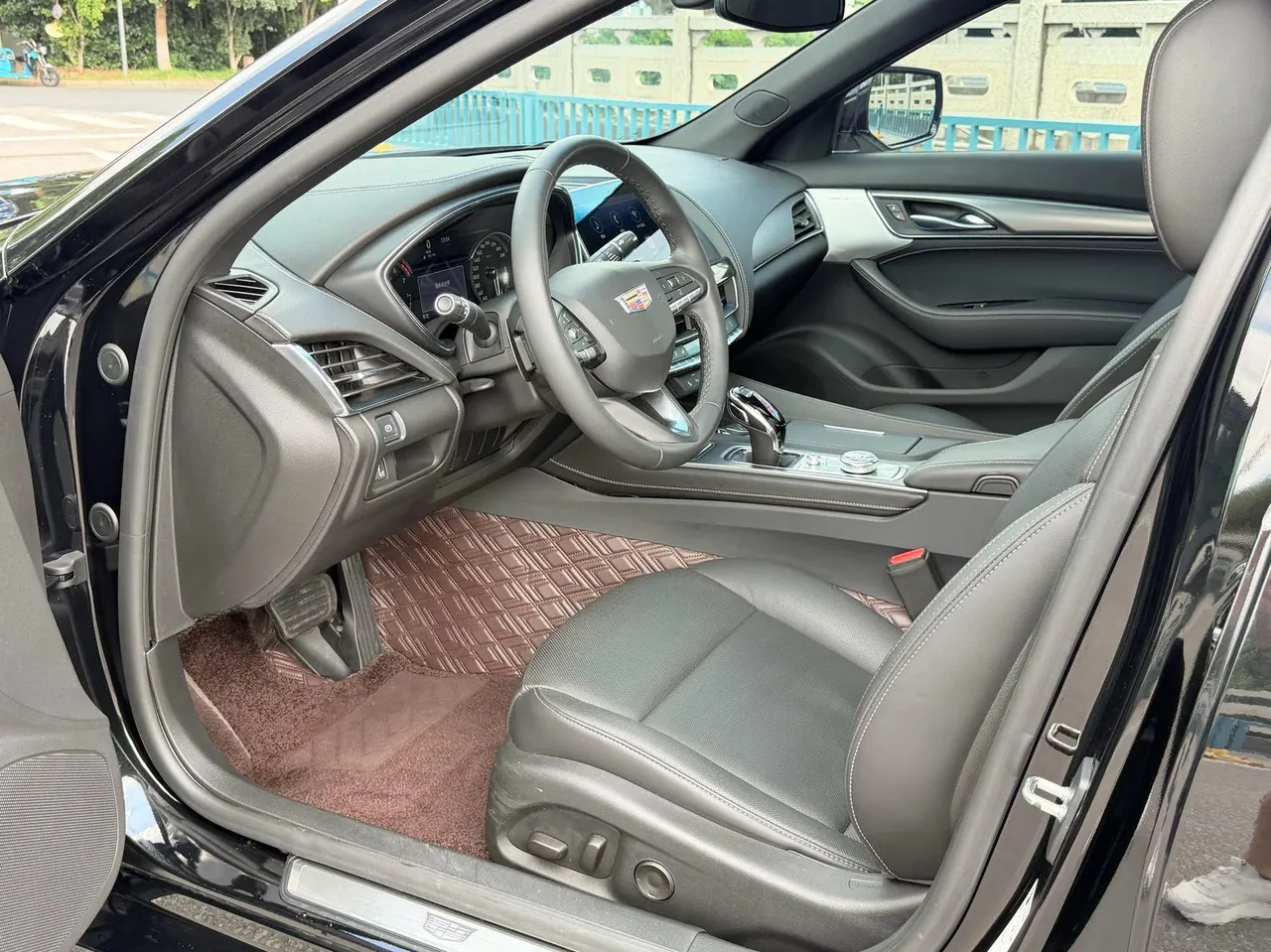Cadillac 2021 CT5 2.0T 28T luxury automatic gear 4