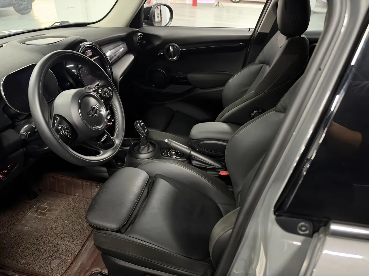 MINI Mini 5-Door (Imported) 2021 Mini Cooper 1.5T Artist Automatic Gear 4