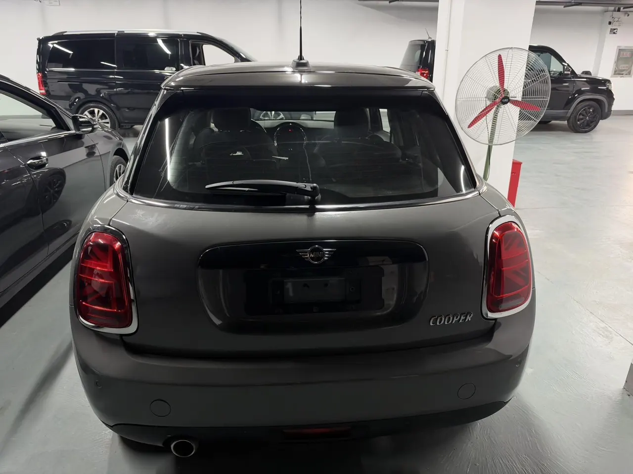 MINI Mini 5-Door (Imported) 2021 Mini Cooper 1.5T Artist Automatic Gear 8