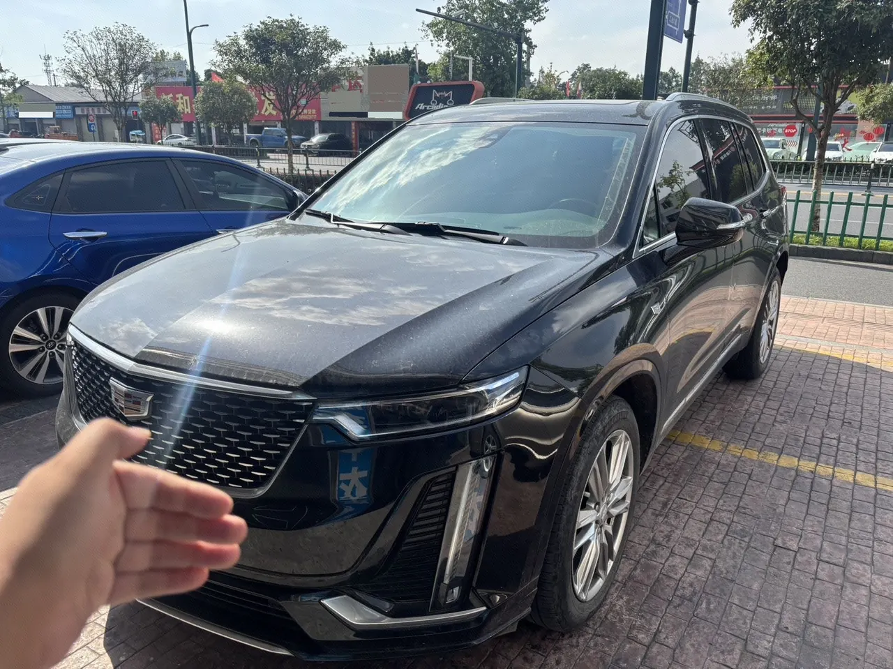 Cadillac 2021 XT6 2.0T 28T 6-seat luxury automatic gear - View 1