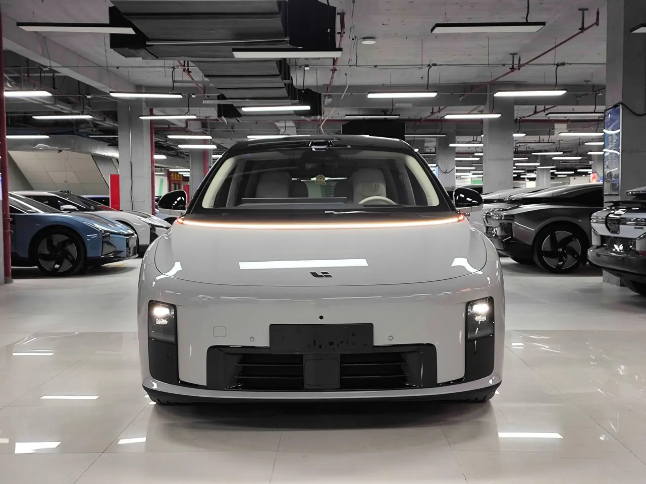 Li 2025 i8 Standard Edition Automatic Gear 2