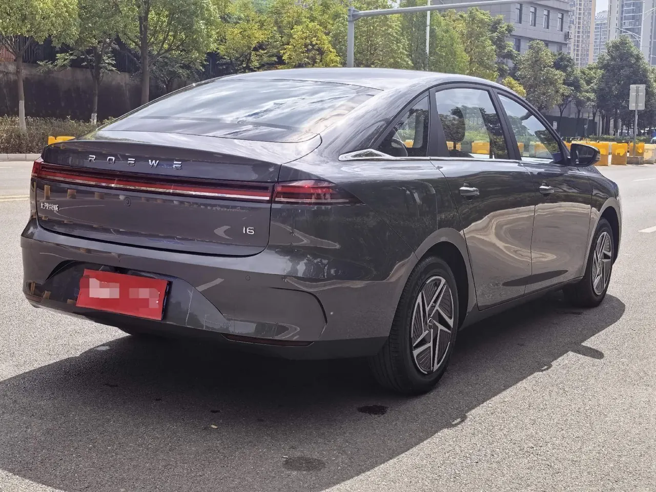 Roewe 2026 i6 1.5 stepless long-term automatic gear 6