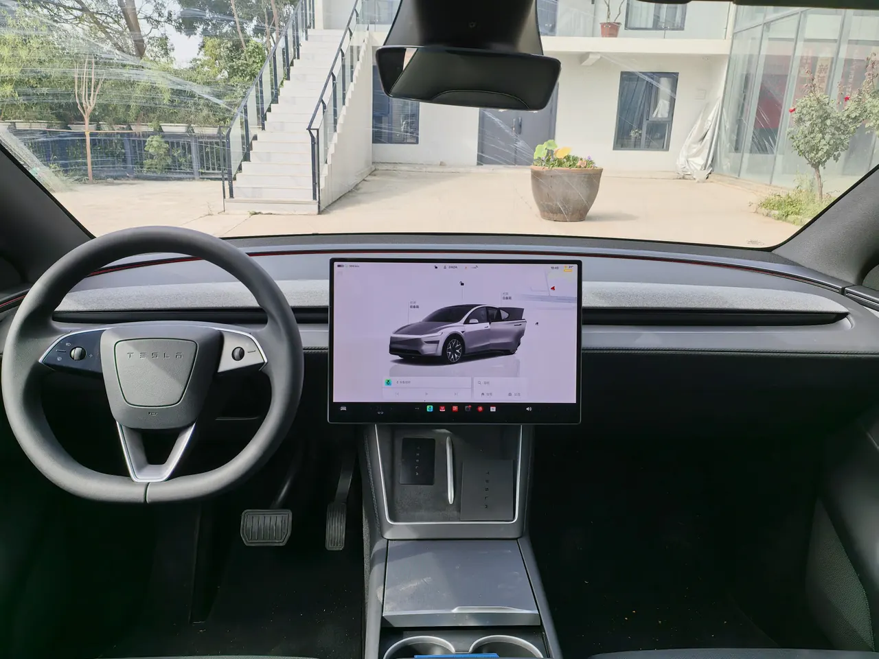 Tesla 2025 Model Y L Long Endurance All-Wheel Drive Automatic Transmission 3