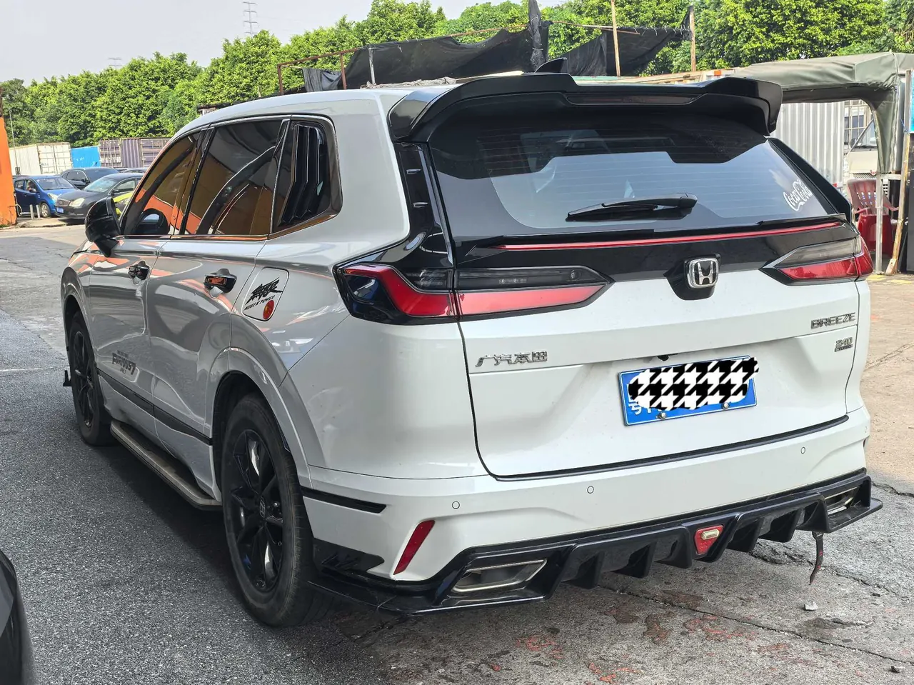 Honda 2023 Hao Ying 1.5T Stepless 240TURBO Two-Drive Distinguished Edition 5-seat Automatic Gear 3