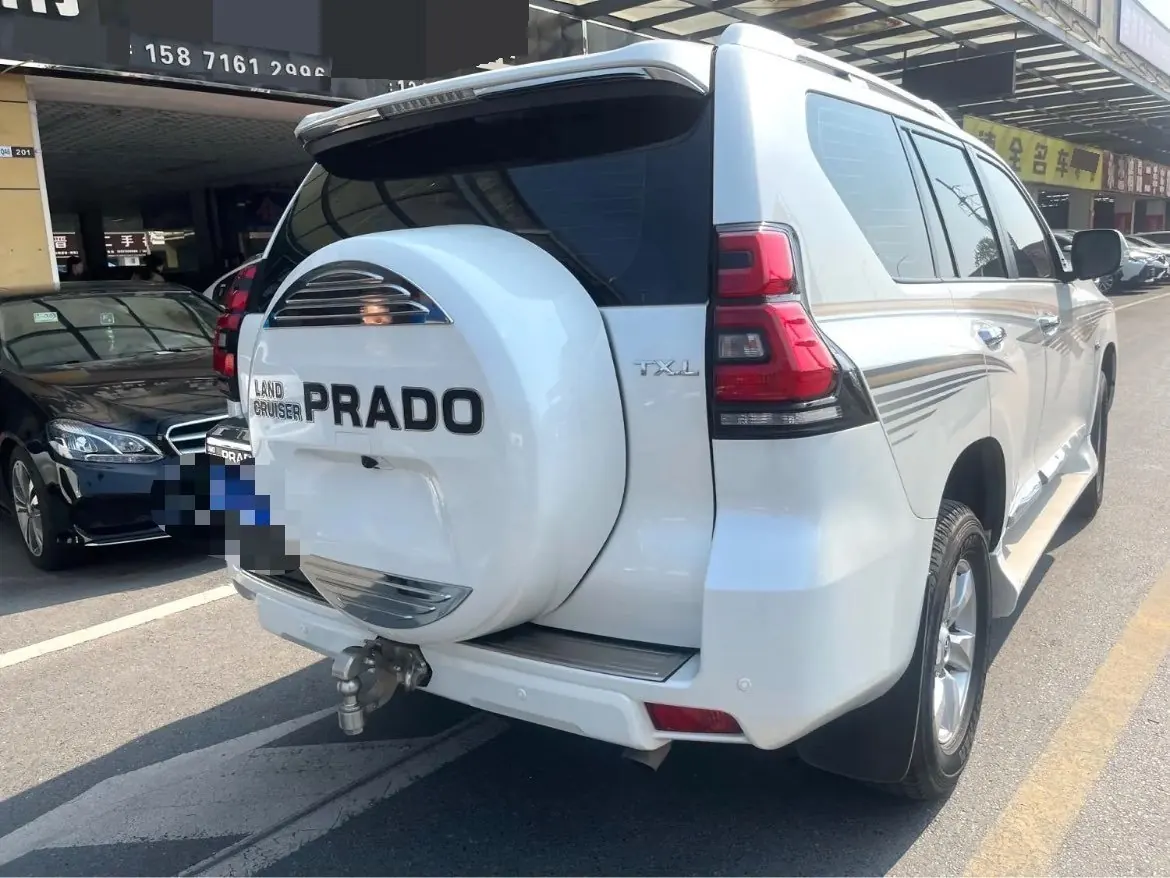 Toyota Prado (Imported) 2023 Prado 4.0 Automatic 3