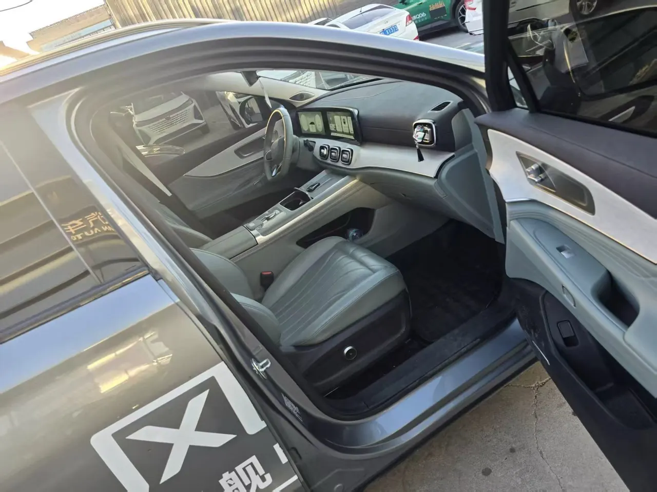 ChangAn 2025 UNI-V 2.0T Jin Qing type automatic gear 3