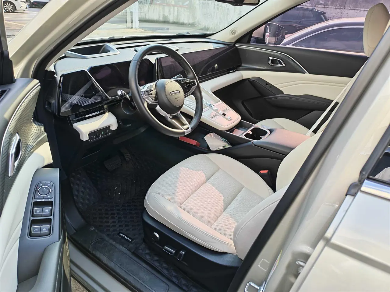 Haval 2023 Xiaolong MAX 1.5 Hi 4 105 Intelligent Flagship Automatic Gear 2
