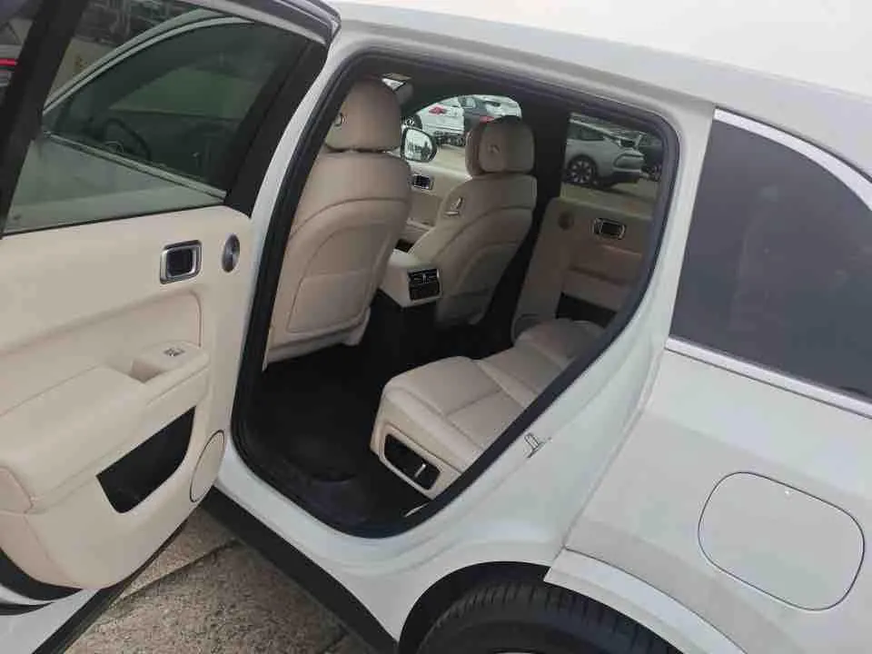 Li 2025 L7 Ultra Smart New Edition Automatic Gear 3