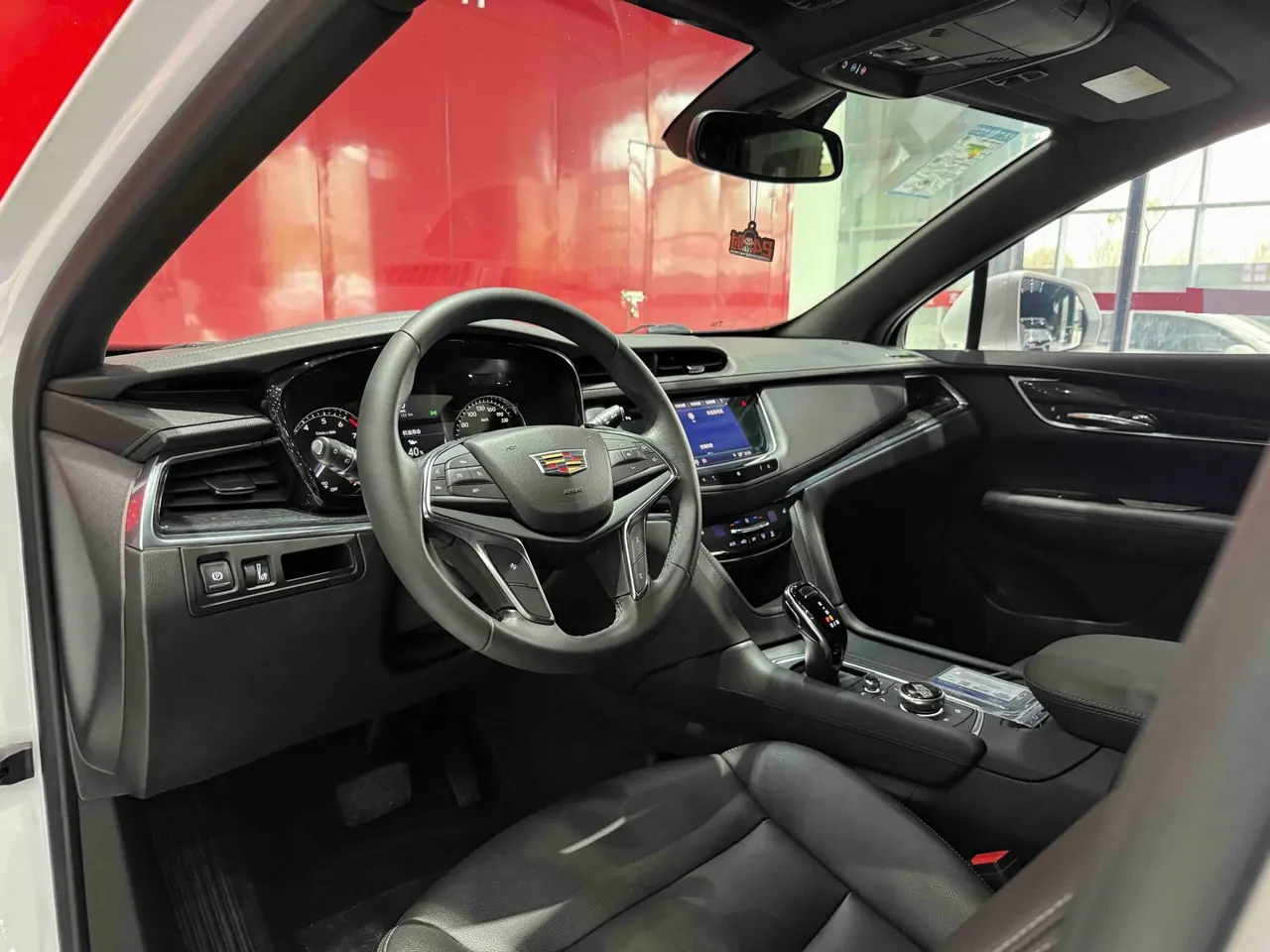 Cadillac 2021 XT5 2.0T 28T Luxury Automatic Gear 5