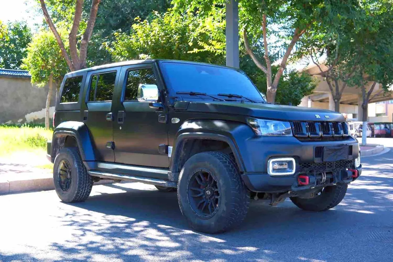 Beijing 2023 BJ40 2.0D Four-wheel Drive Blade Hero Edition Chivalrous Automatic Gear 3