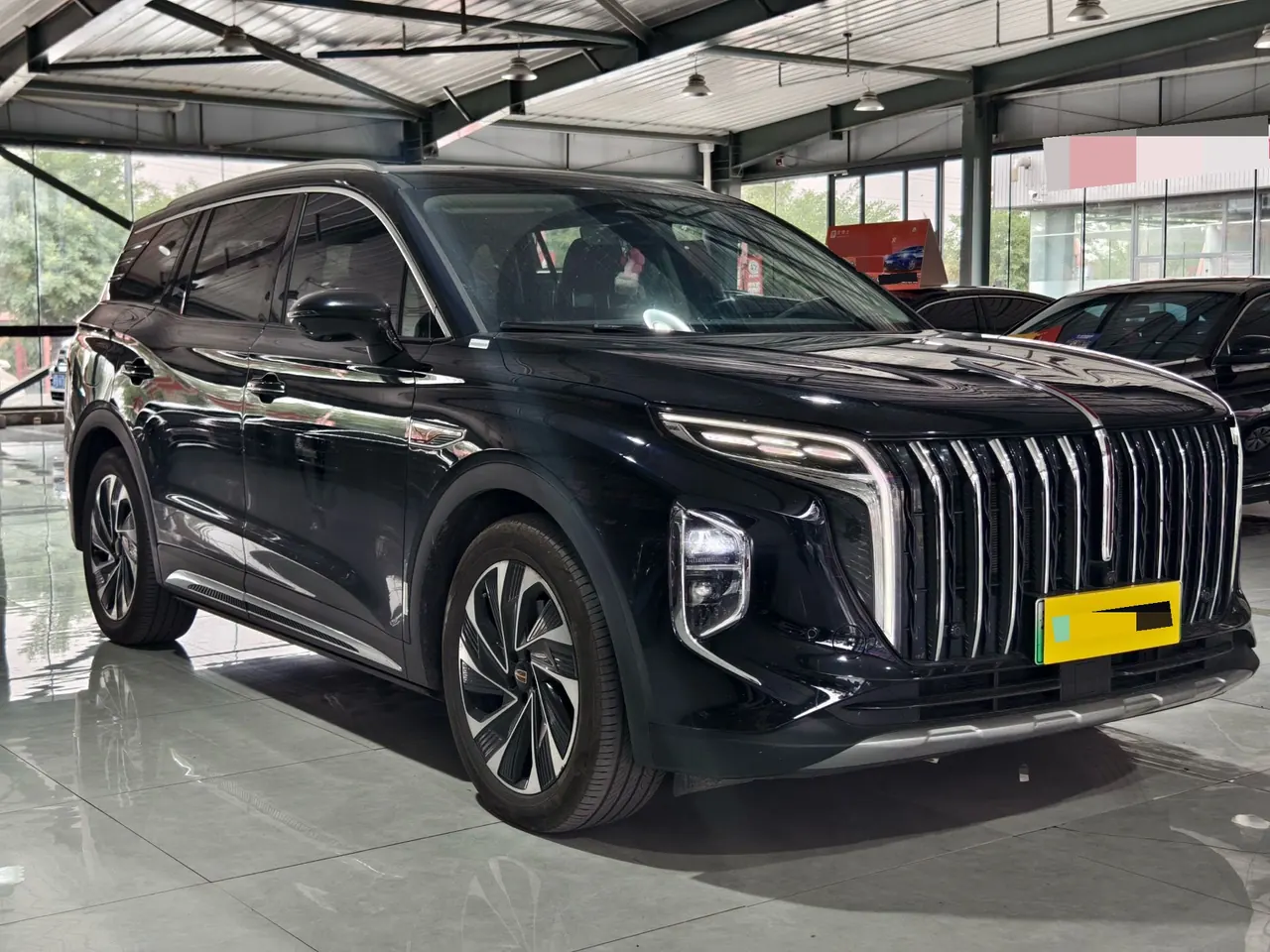 HongQi 2024 HS7 PHEV 2.0T 4-wheel drive flag smooth version 7-seat automatic gear 3