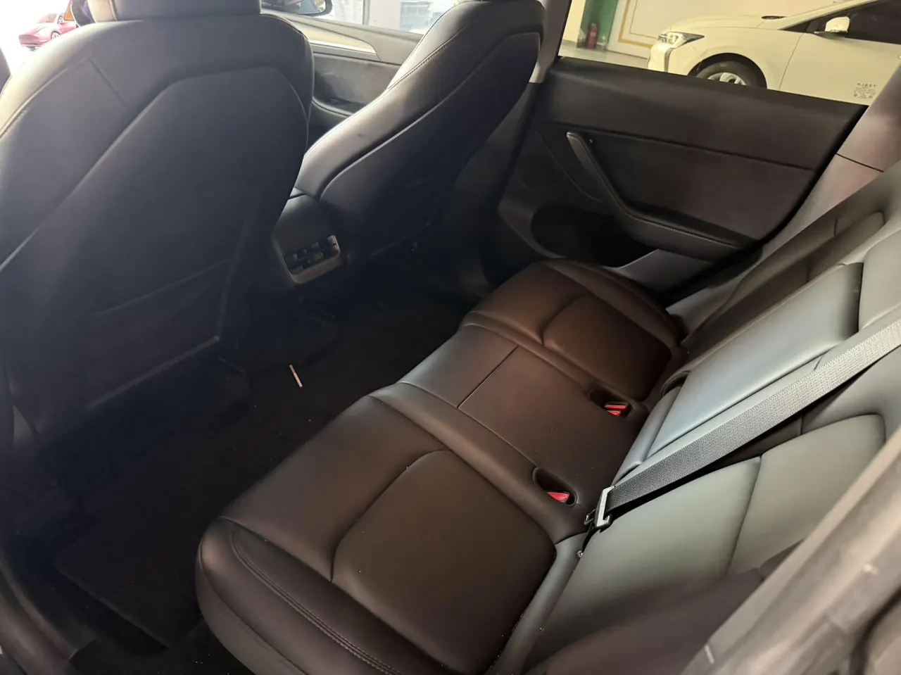 Tesla 2023 Model Y rear-wheel drive version automatic transmission 4