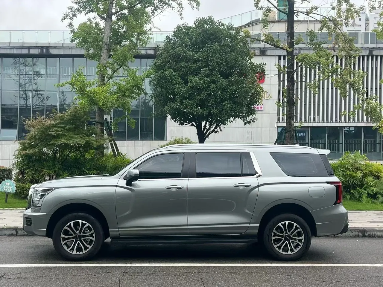 Haval 2023 H5 2.0T 4-wheel drive gasoline LinkedIn automatic gear 3