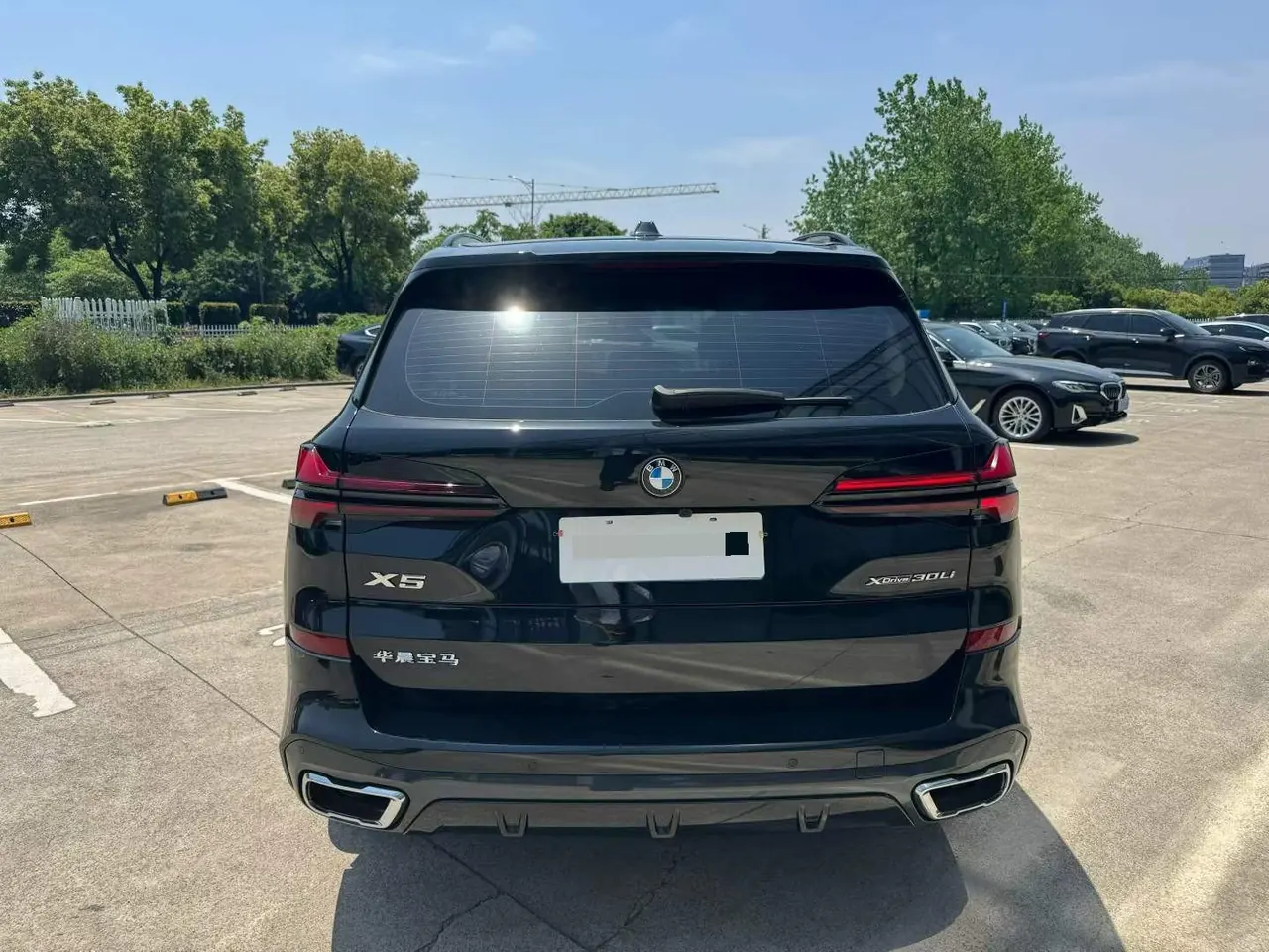 BMW 2023 X5 xDrive30Li 48V 2.0T exclusive m sports obsidian night suit automatic gear 2