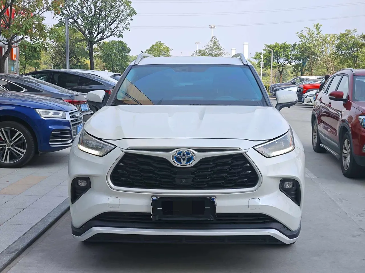 Toyota 2023 Highlander Dual Engine 2.5 Stepless Intelligent Electric Hybrid Two-Drive Elite Edition 5-seat Automatic Transmission 2