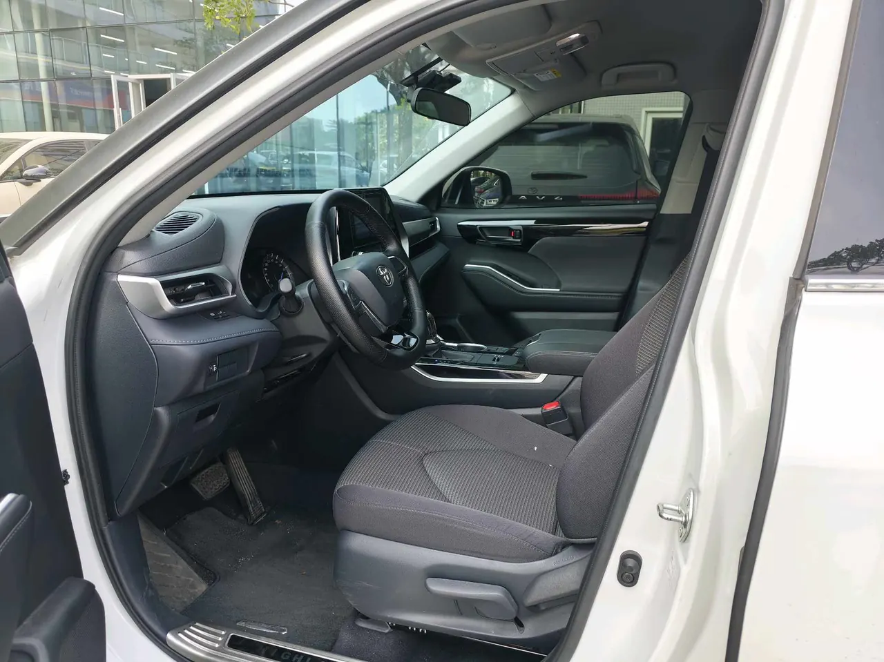 Toyota 2023 Highlander Dual Engine 2.5 Stepless Intelligent Electric Hybrid Two-Drive Elite Edition 5-seat Automatic Transmission 4
