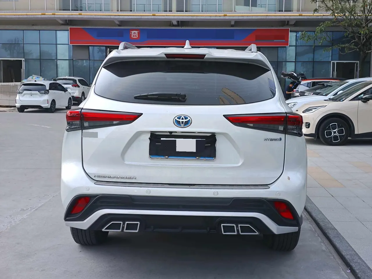 Toyota 2023 Highlander Dual Engine 2.5 Stepless Intelligent Electric Hybrid Two-Drive Elite Edition 5-seat Automatic Transmission 8