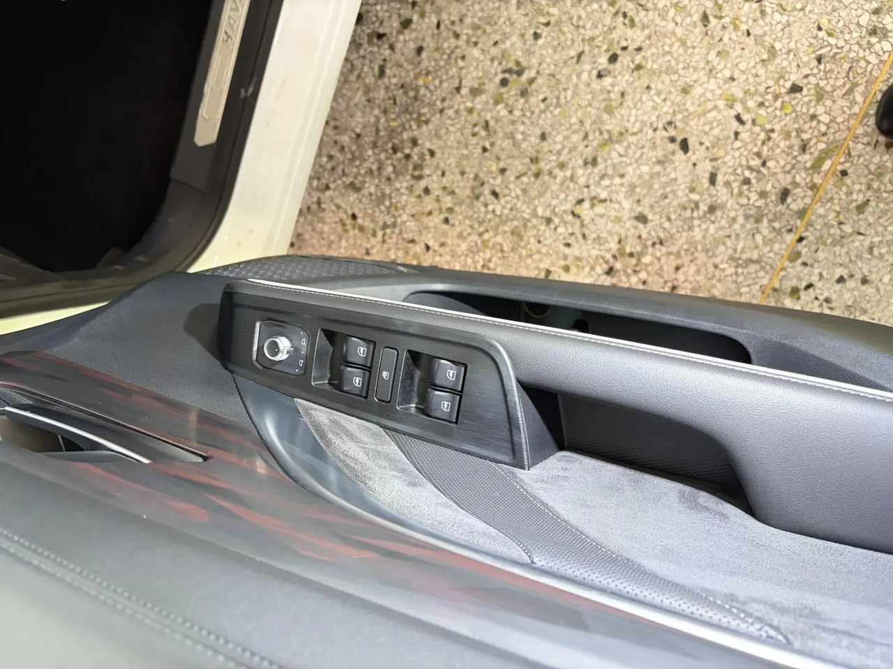 Haval 2023 H6 1.5T National Tide Edition Urban Edition Automatic Gear 9