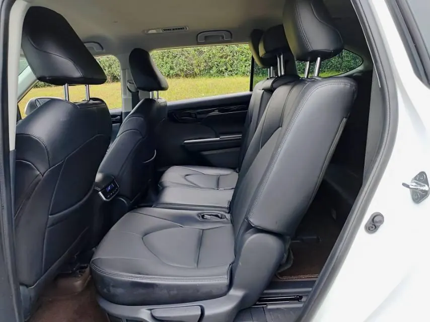 Toyota 2023 Highlander Dual Engine 2.5 Stepless Intelligent Electric Hybrid Four-wheel Drive Deluxe Edition 7-seat Automatic Transmission 5