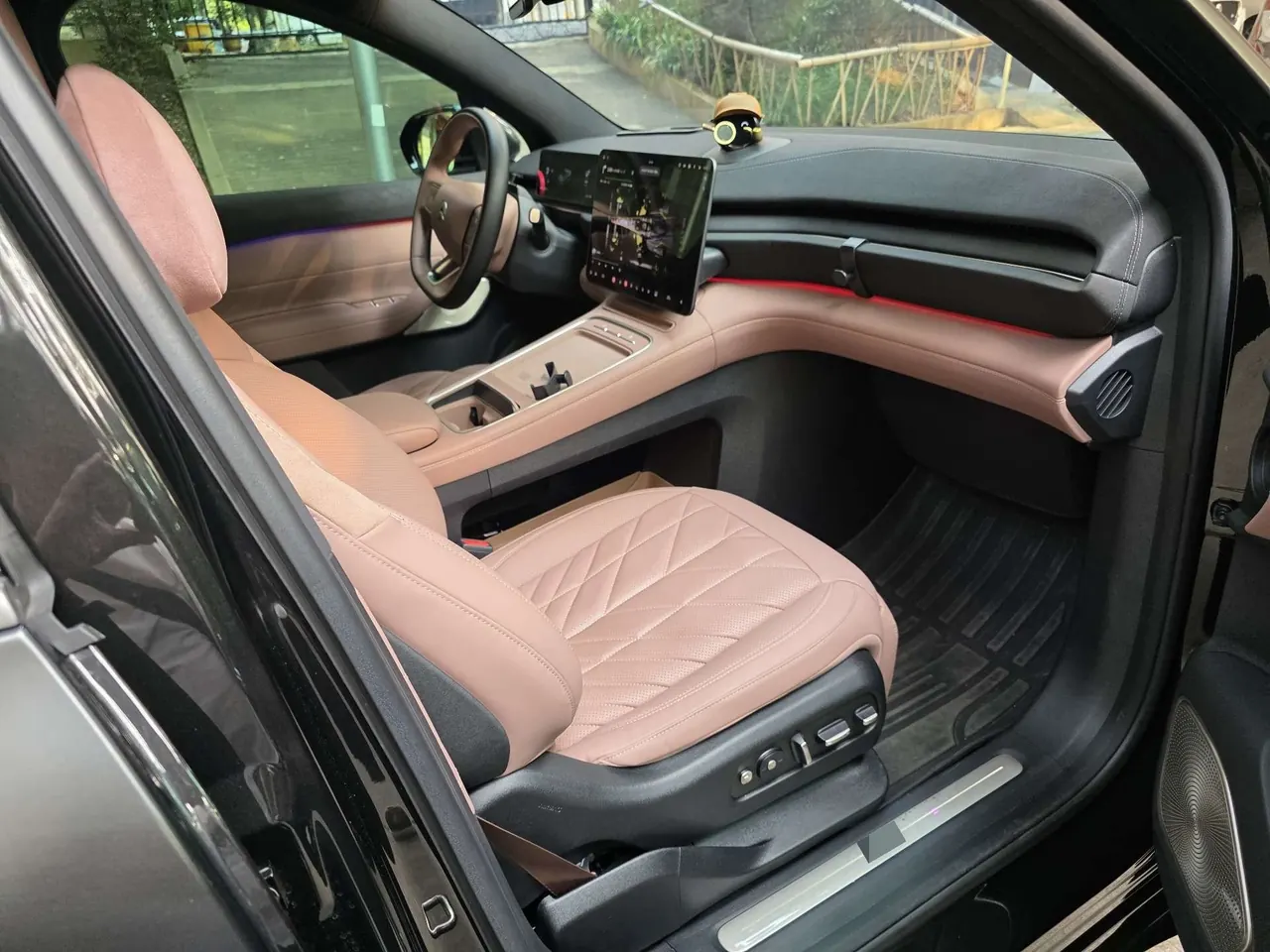 NIO 2025 EC6 75kWh automatic transmission 3