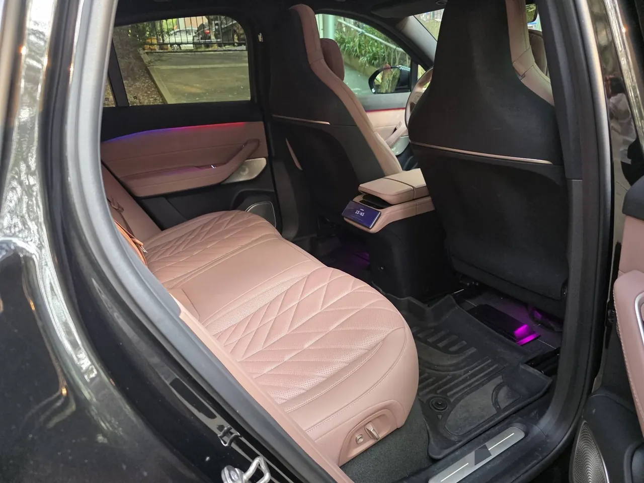 NIO 2025 EC6 75kWh automatic transmission 4
