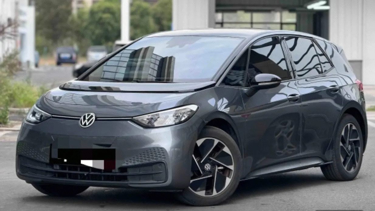 Volkswagen 2024 ID. 3 Pure Intelligence Enjoyment Version, Automatic Transmission - View 1