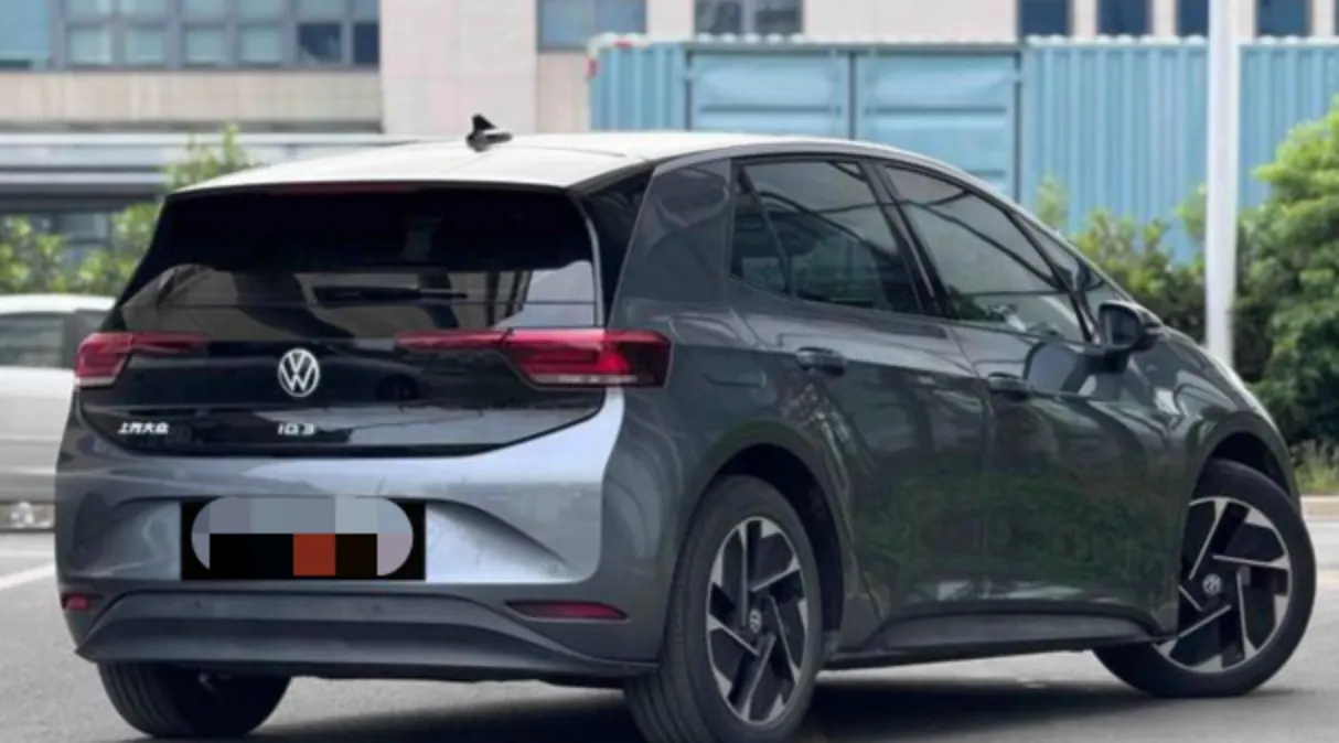 Volkswagen 2024 ID. 3 Pure Intelligence Enjoyment Version, Automatic Transmission 5