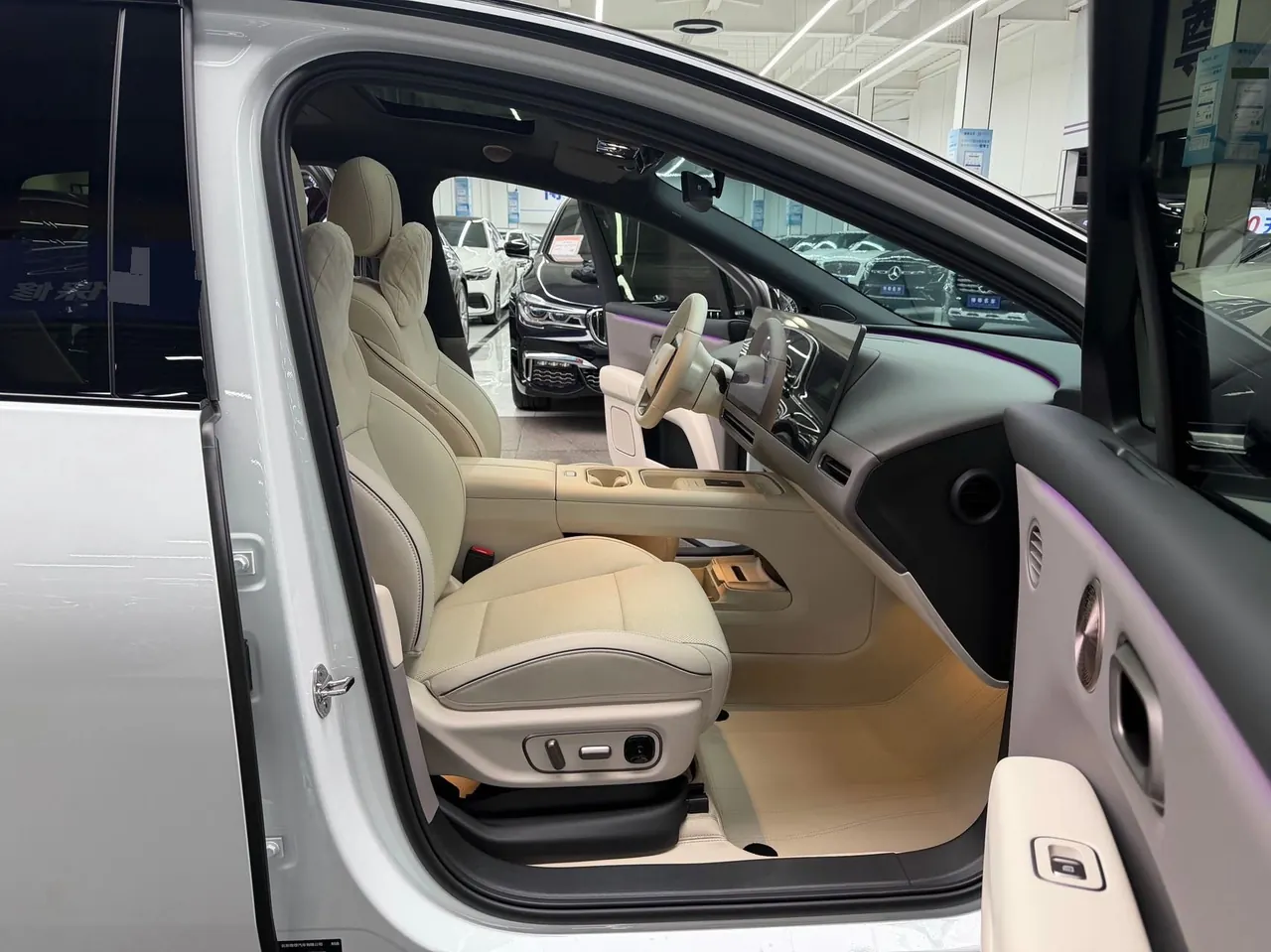 Li 2025 i6 four-wheel drive basic automatic transmission 12