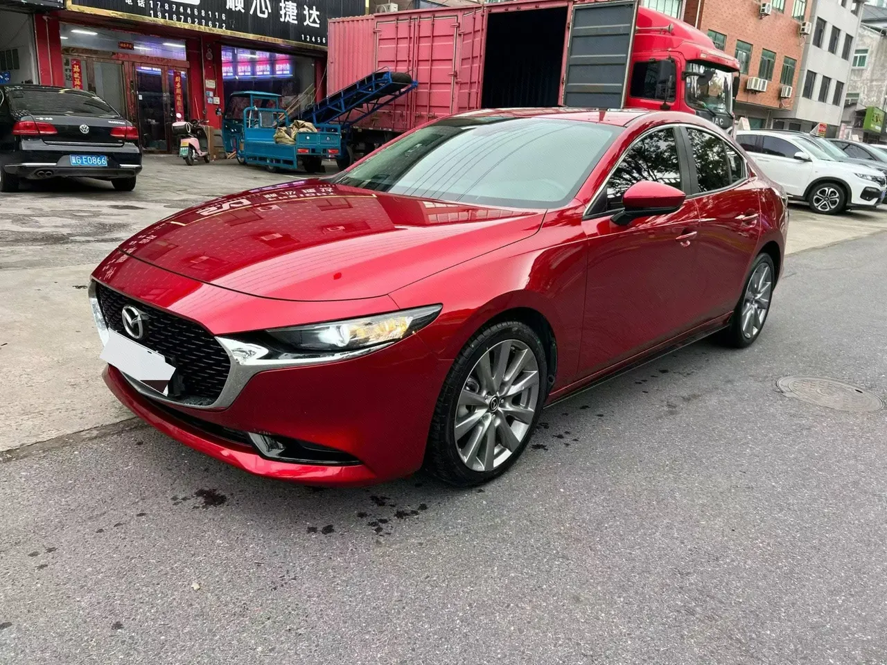 Открыть галерею: Mazda 3 Oncorsela 2021 Mazda 3 Oncorsela-sedan 2.0 elegant automatic gear