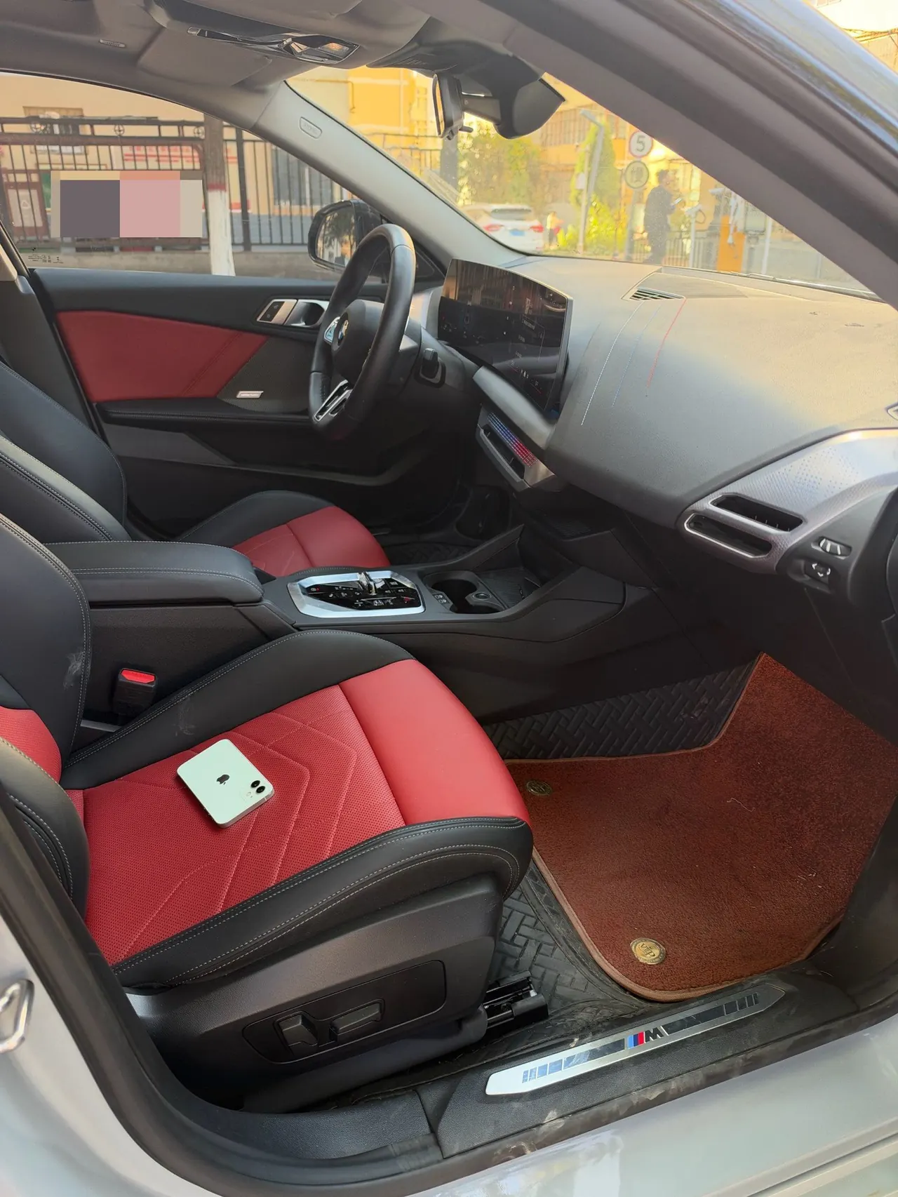 BMW 2 series 2025 225L 2.0T M sports obsidian night suit automatic gear 6