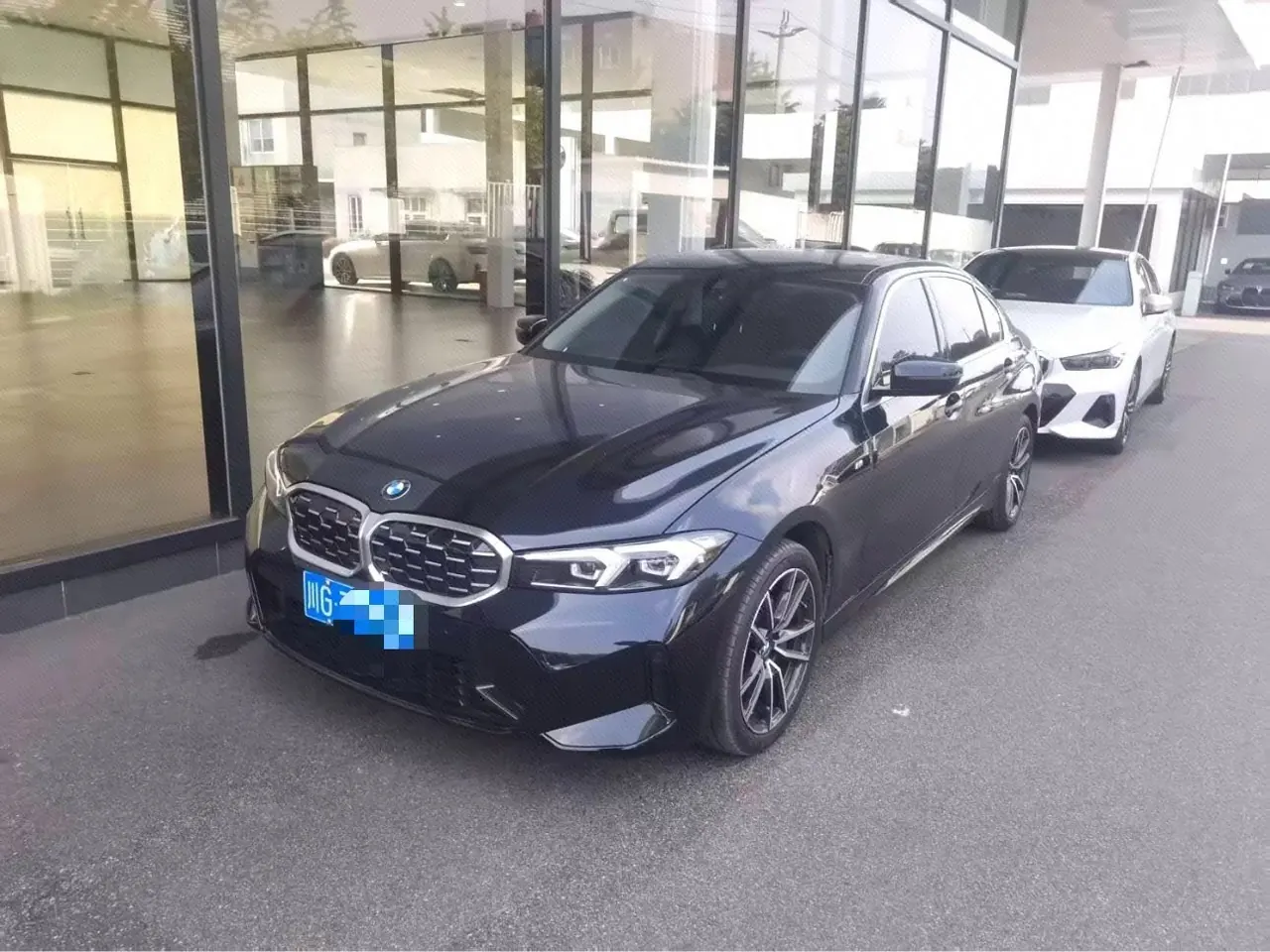Open image lightbox: BMW 3 Series 2023 325Li xDrive 2.0T M Sports Suit Automatic Gear