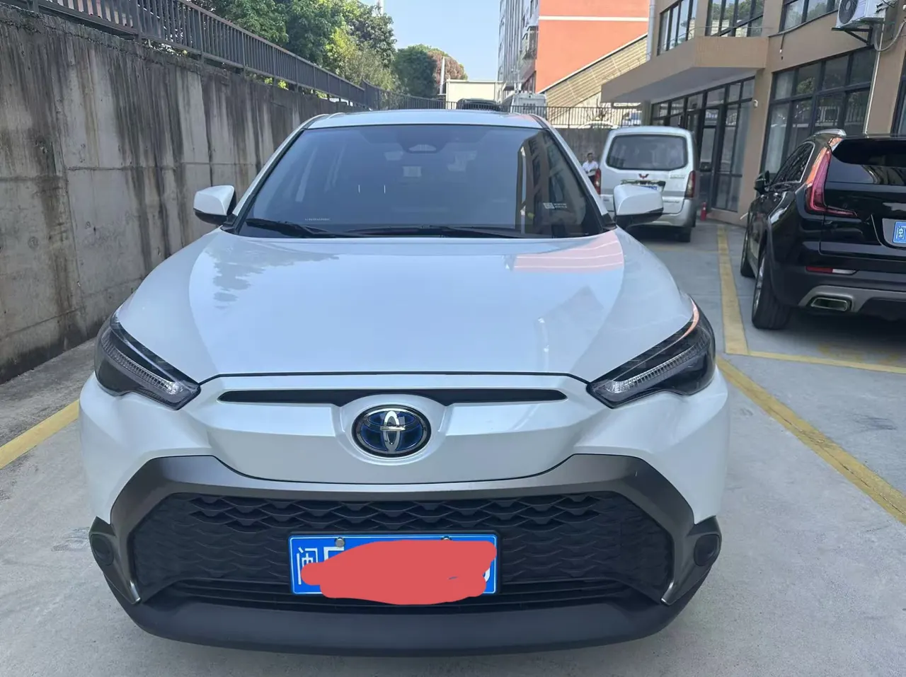 Toyota 2023 Fenglanda Shuangqing 2.0 Stepless Intelligent Electric Hybrid Deluxe Automatic Gear 2